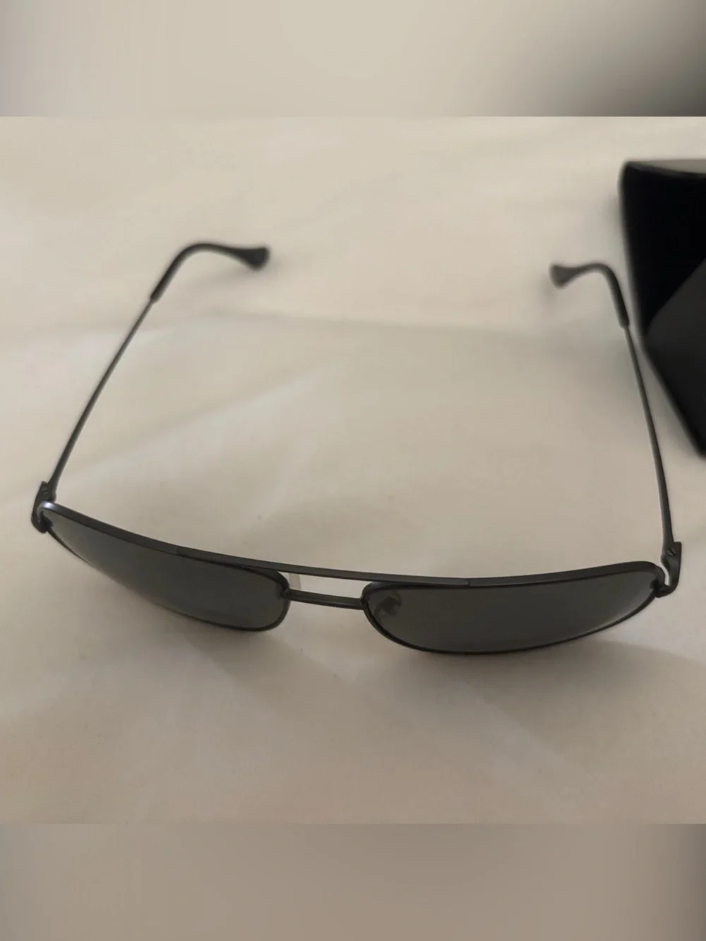 Kirkland Signature Polarized Black Metal Aviator Sunglasses with Dark Lenses
